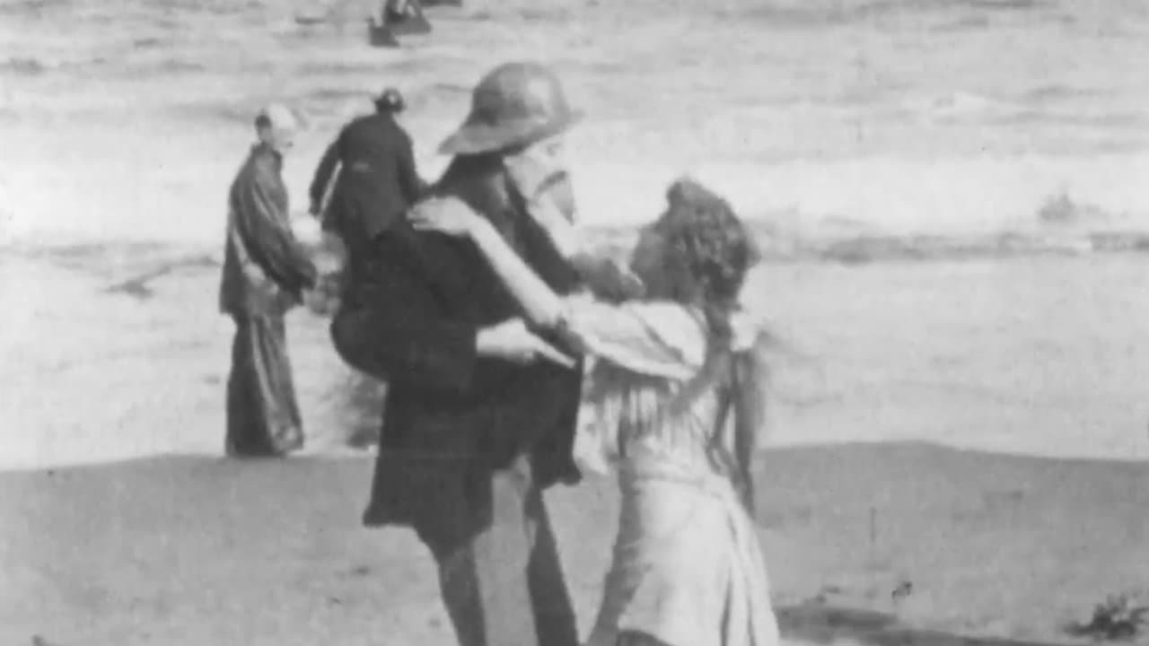 Lines of White on a Sullen Seaの背景画像