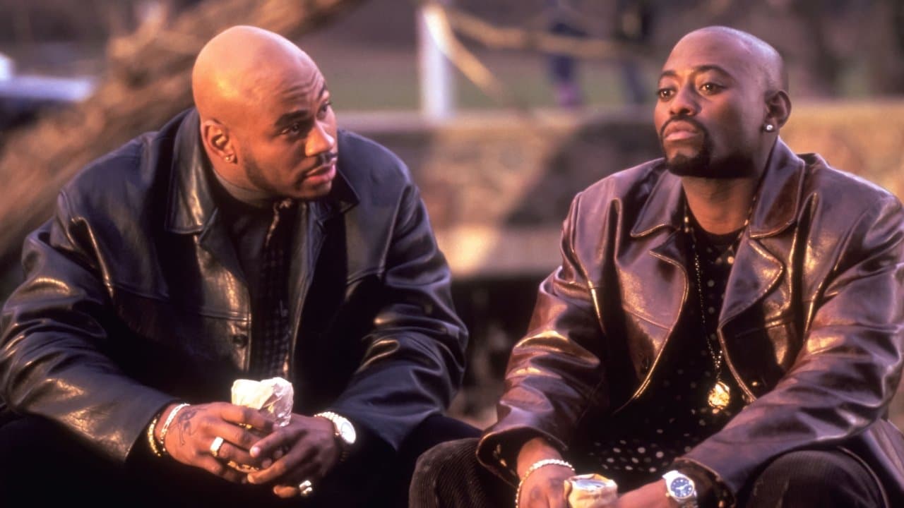 In Too Deepの背景画像