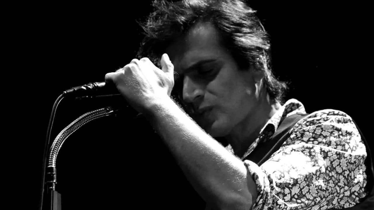 Teoman Live At Zorlu PSMの背景画像