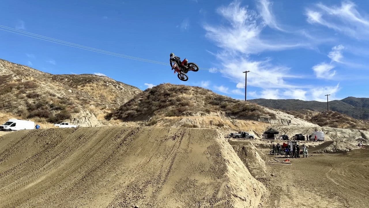 Officially Selected for SX Futures in Glendale!の背景画像